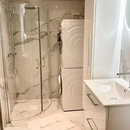 アパート Modern 2 Bedroom In Centre *