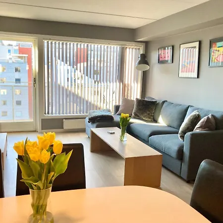 Modern 2 Bedroom In Centre